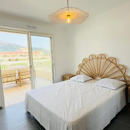 Appartement Marina 2 *